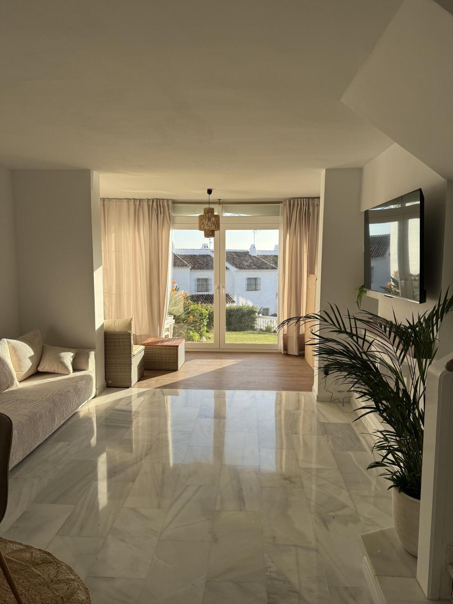 Stunning Chalet In Mijas-Costa Near Beach! Villa ภายนอก รูปภาพ